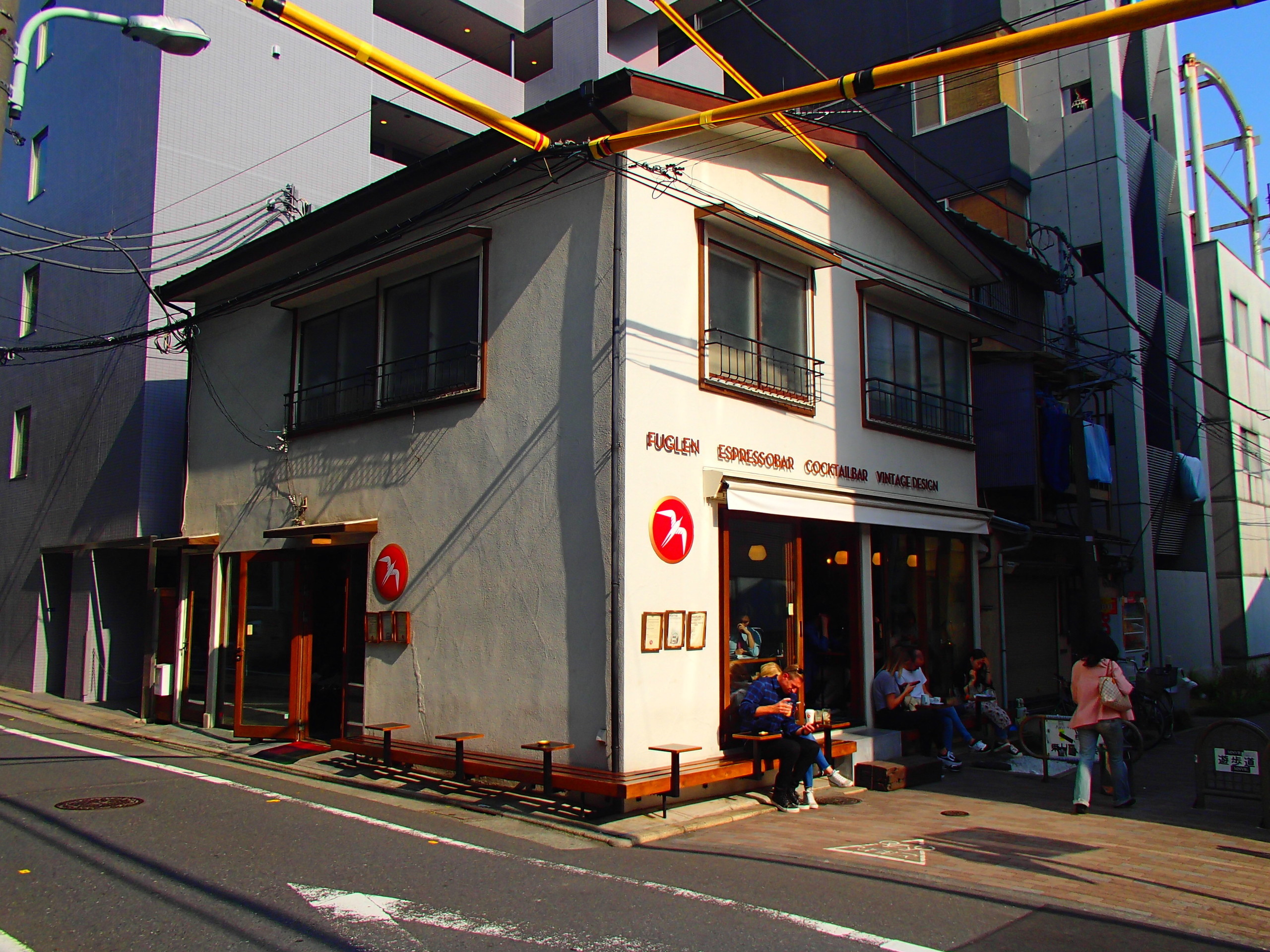 ノルウェー FUGLEN TOKYO　渋谷カフェ改装工事の建築事例写真