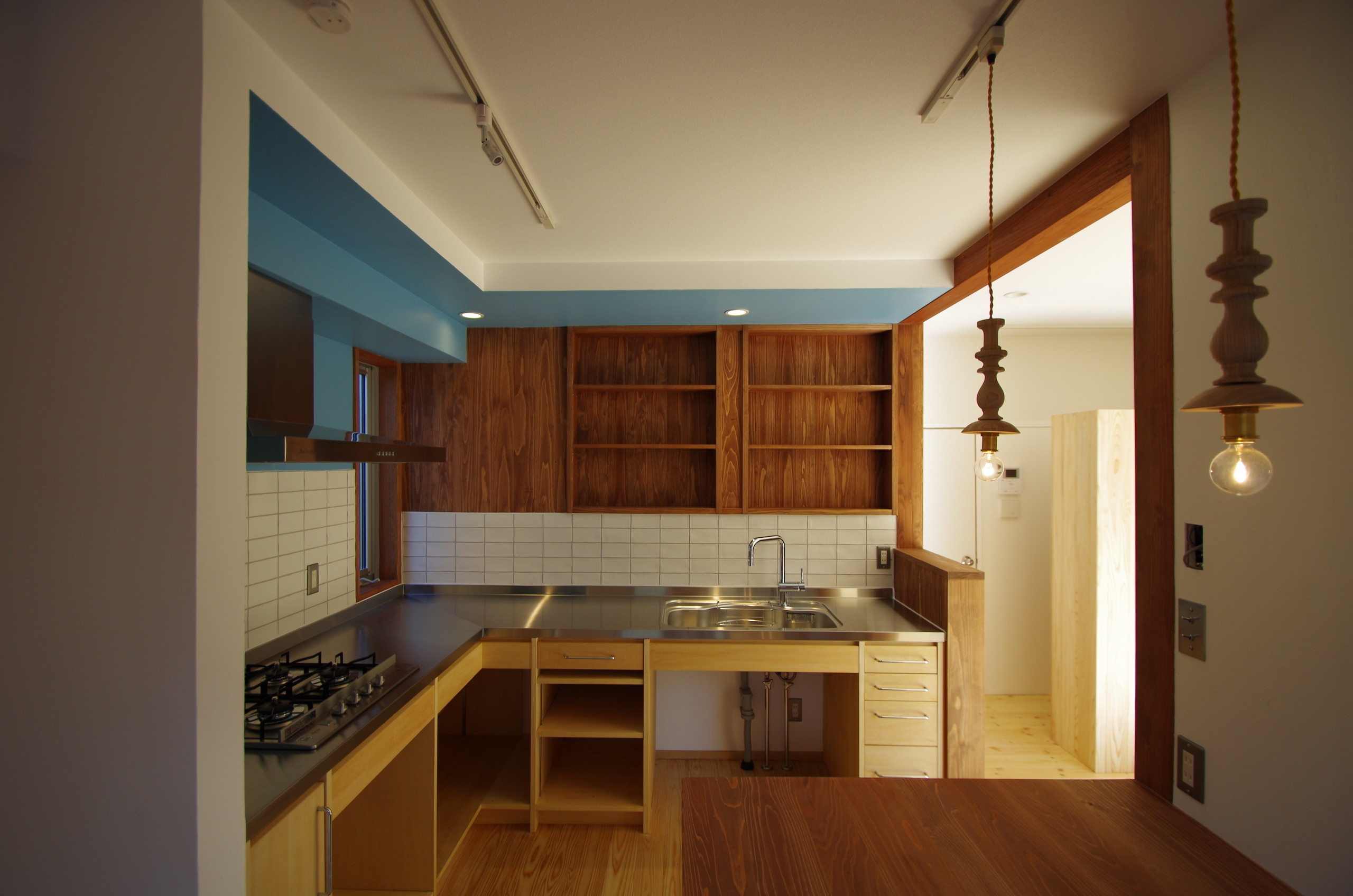 かもめ食堂のようなキッチン・柏市K邸一戸建リノベーションの建築事例写真