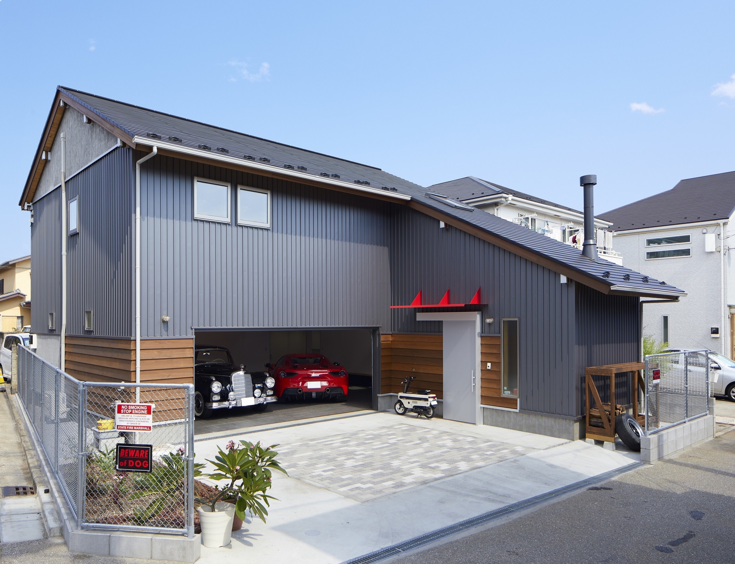 木造ガレージハウス 株 バウハウスの建築事例 Sumika 建築家 工務店との家づくりを無料でサポート