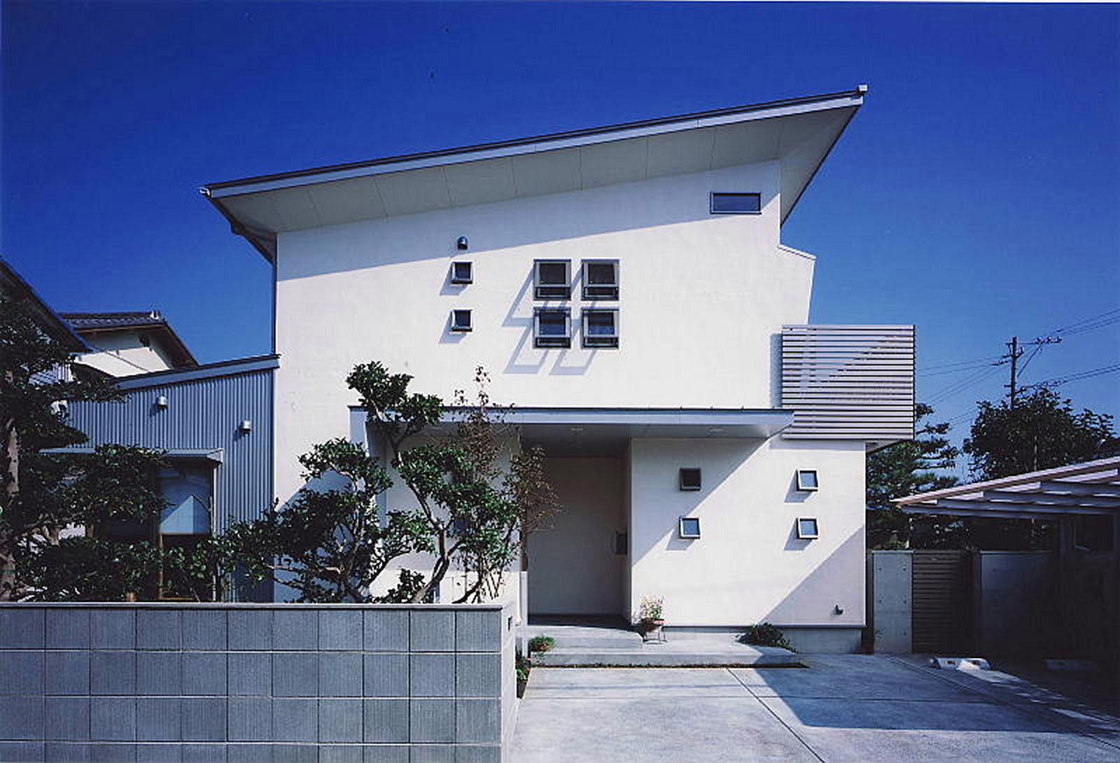 光と風を呼び込む　高岡の家の建築事例写真