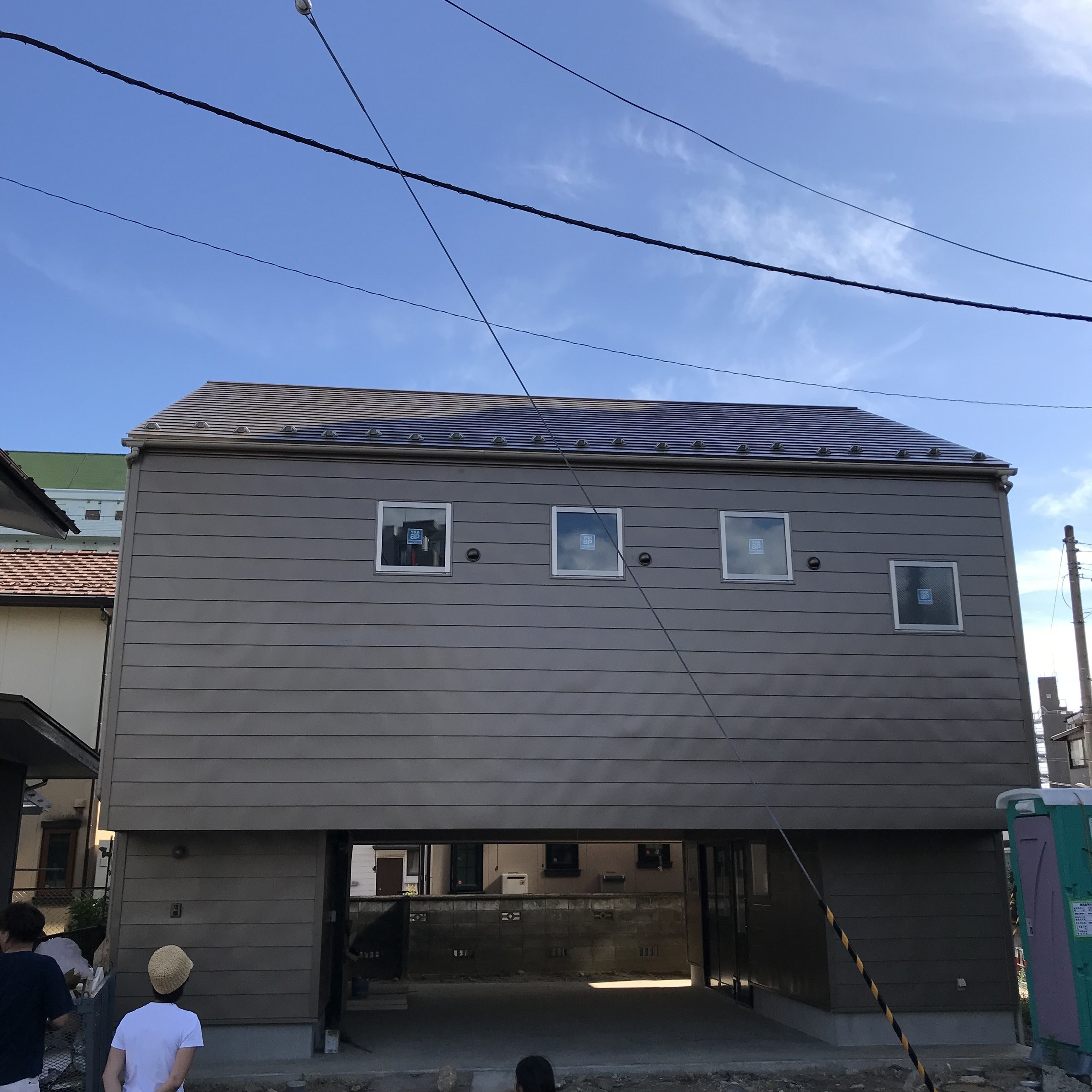 仙台市狭小都市部での屋外空間利用に配慮した家の建築事例写真