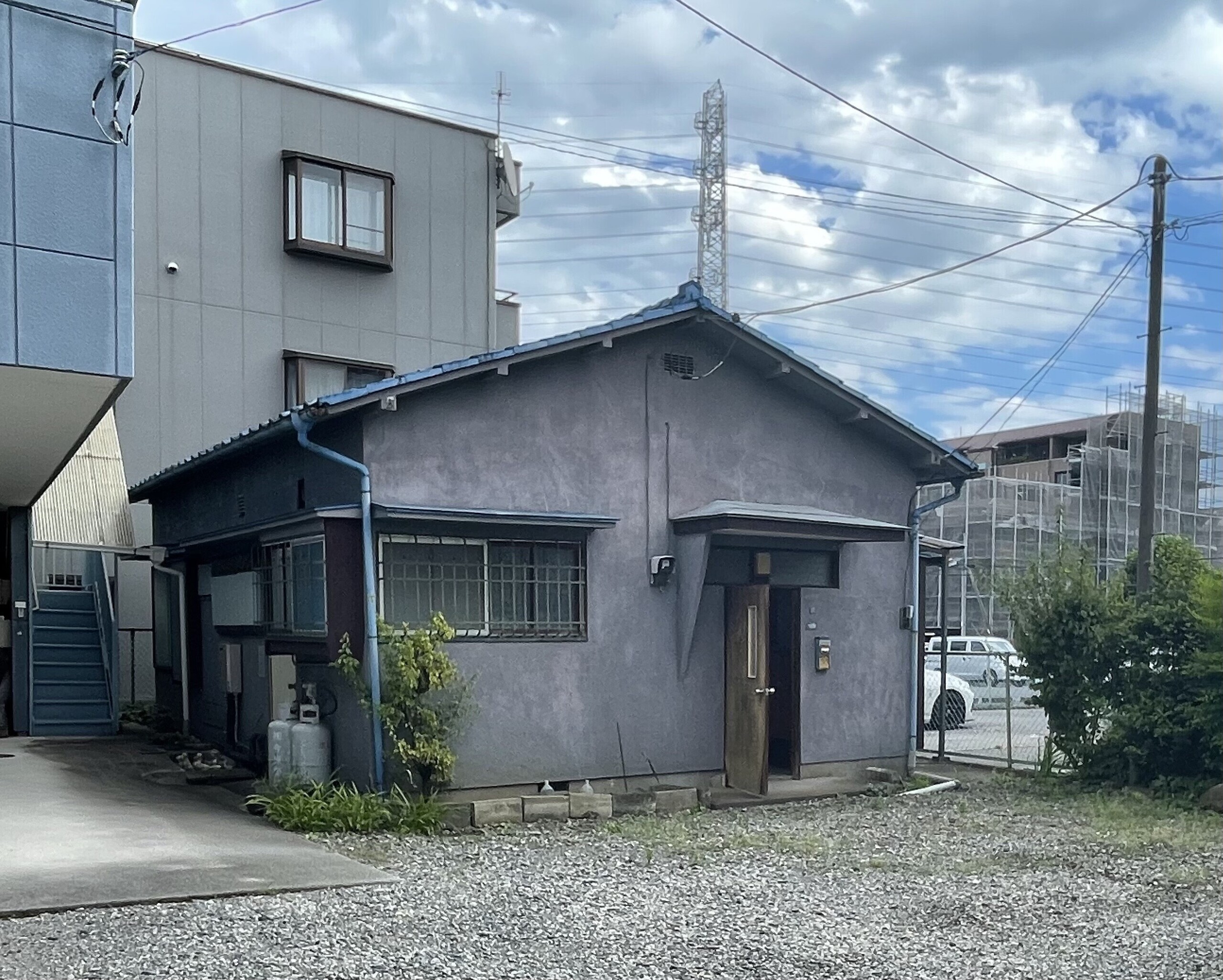昭和初期貸家のリノベで美容室にの建築事例写真