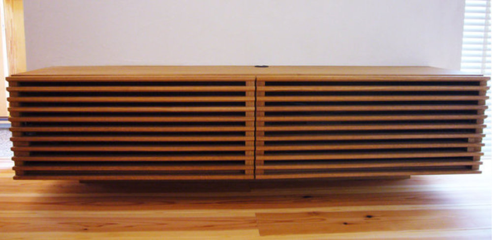 ウチソト　TVボードの建築事例写真