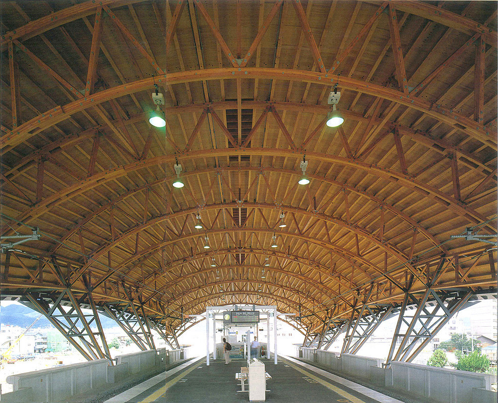 JR二条駅舎の建築事例写真