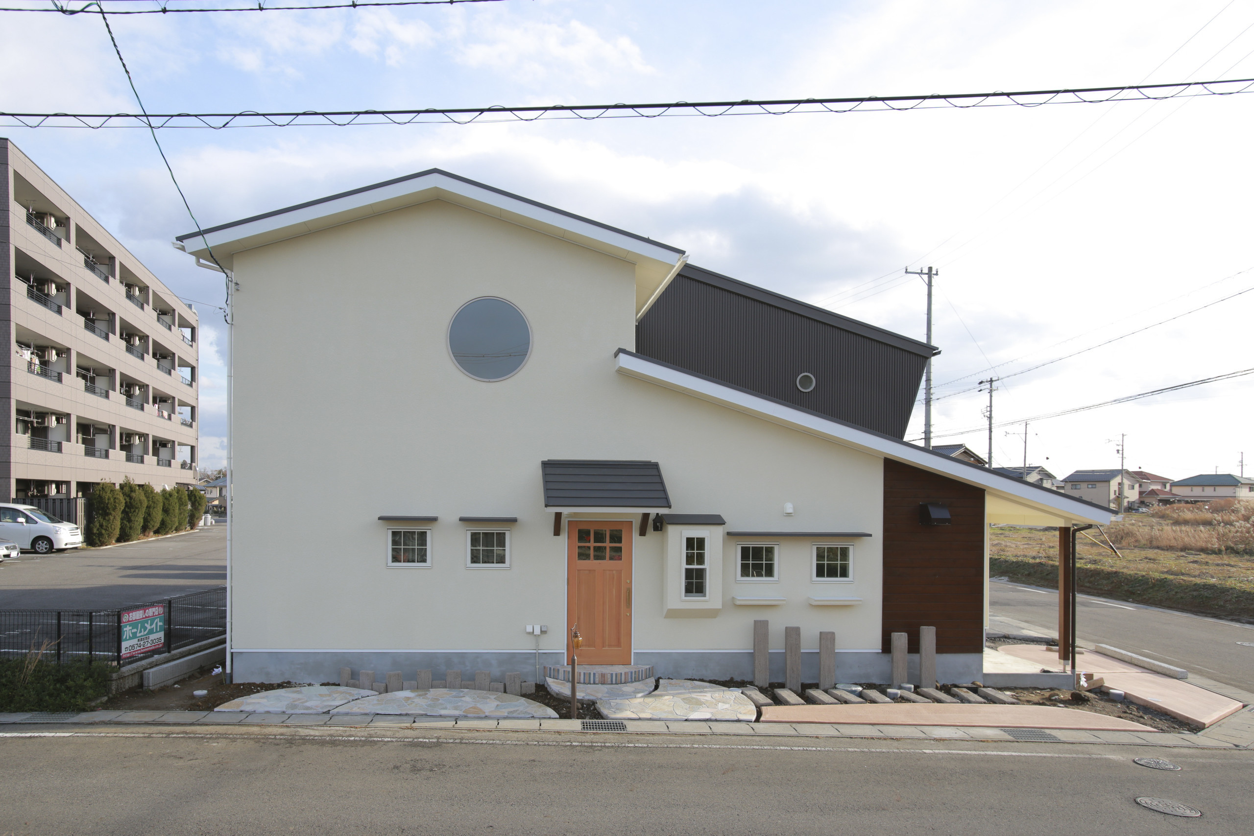 懐かしさと新しさの共存する家（美濃加茂市）の建築事例写真