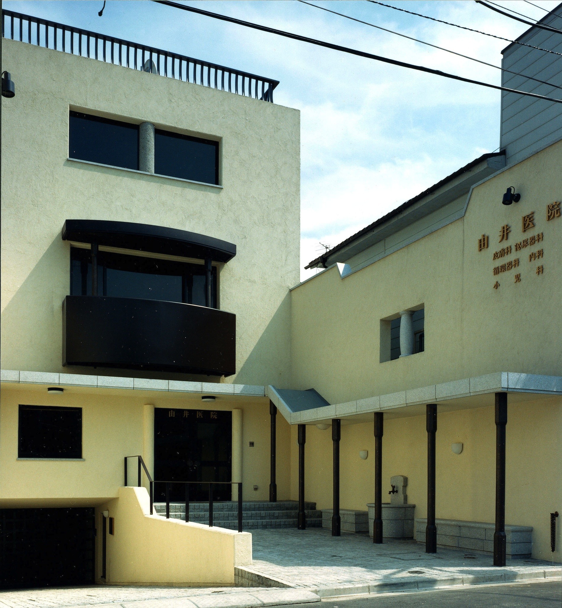 川崎の医院の建築事例写真